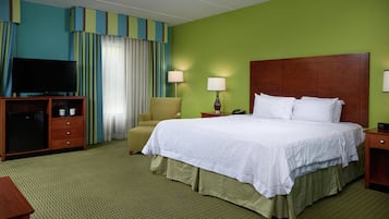 Premium bedding, pillowtop beds, in-room safe, iron/ironing board