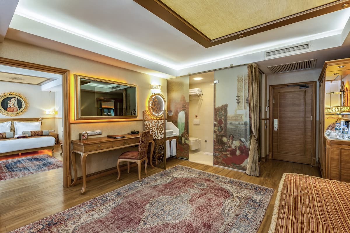 Familienzimmer, 2 Schlafzimmer | 1 Schlafzimmer, hochwertige Bettwaren, Minibar, Zimmersafe