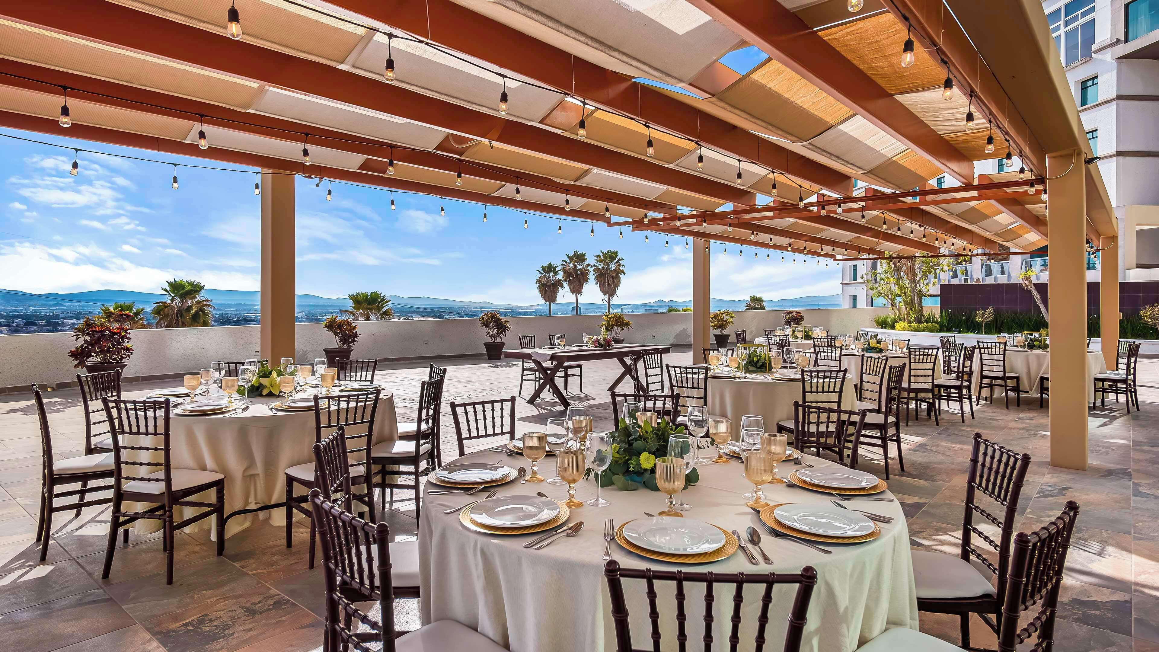 2 Restaurants, Frühstück