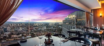 希尔顿克雷塔罗