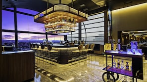 Bar (on property) - Hilton Queretaro (Querétaro)