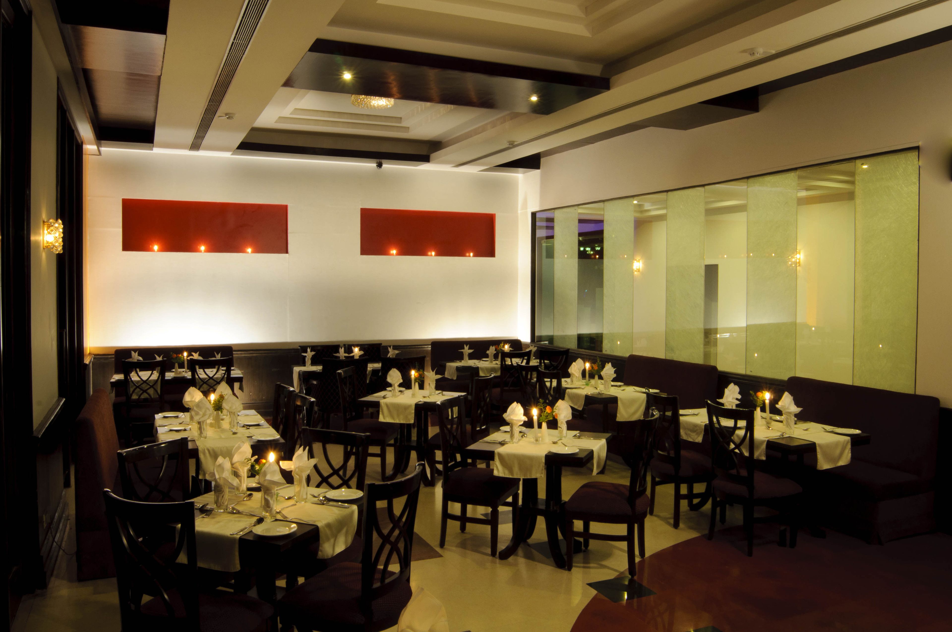 2 Restaurants, Frühstück