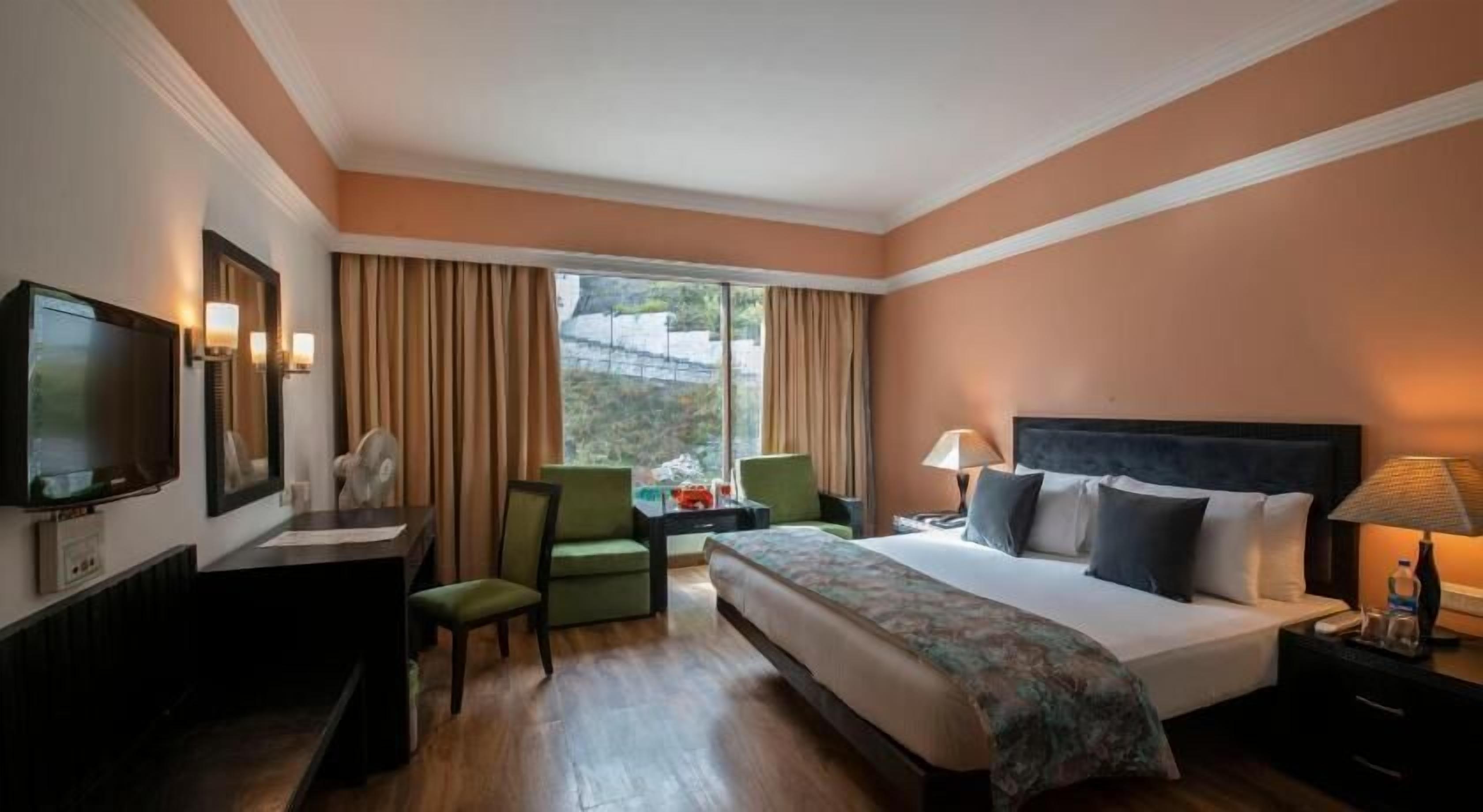 Premium bedding, Select Comfort beds, in-room safe, desk