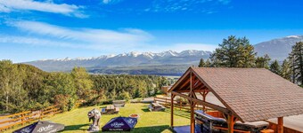 Days Inn by Wyndham Golden