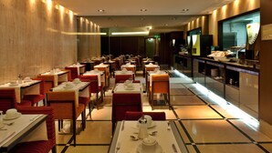 Unclassified image, 4 of 20, button - Luxe Hotel by turim hotéis (Lisbon)