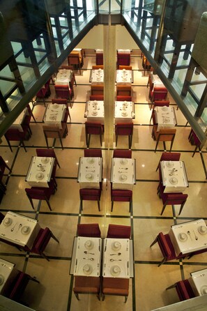 Dining - Luxe Hotel by turim hotéis (Lisbon)