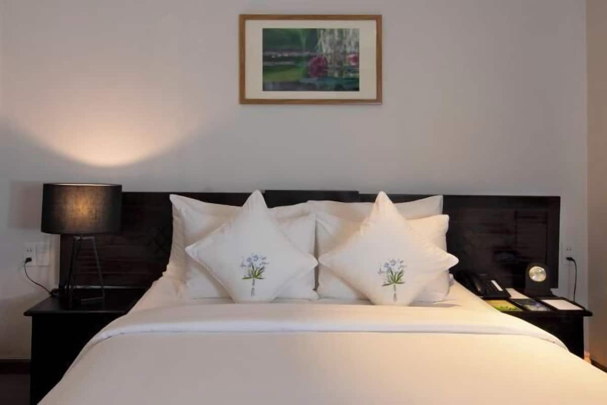 1 bedroom, minibar, in-room safe, desk