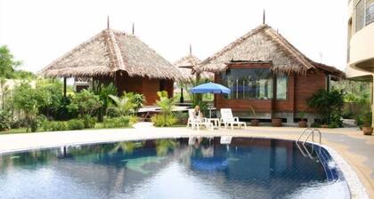 Chaweng Lakeview Condotel