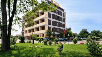 Esterni