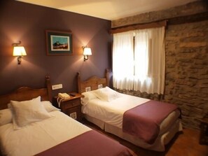 Double Room | Free WiFi