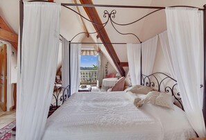 Family Quadruple Room, Balcony, Sea View (420) | Premium bedding, in-room safe, blackout drapes, iron/ironing board