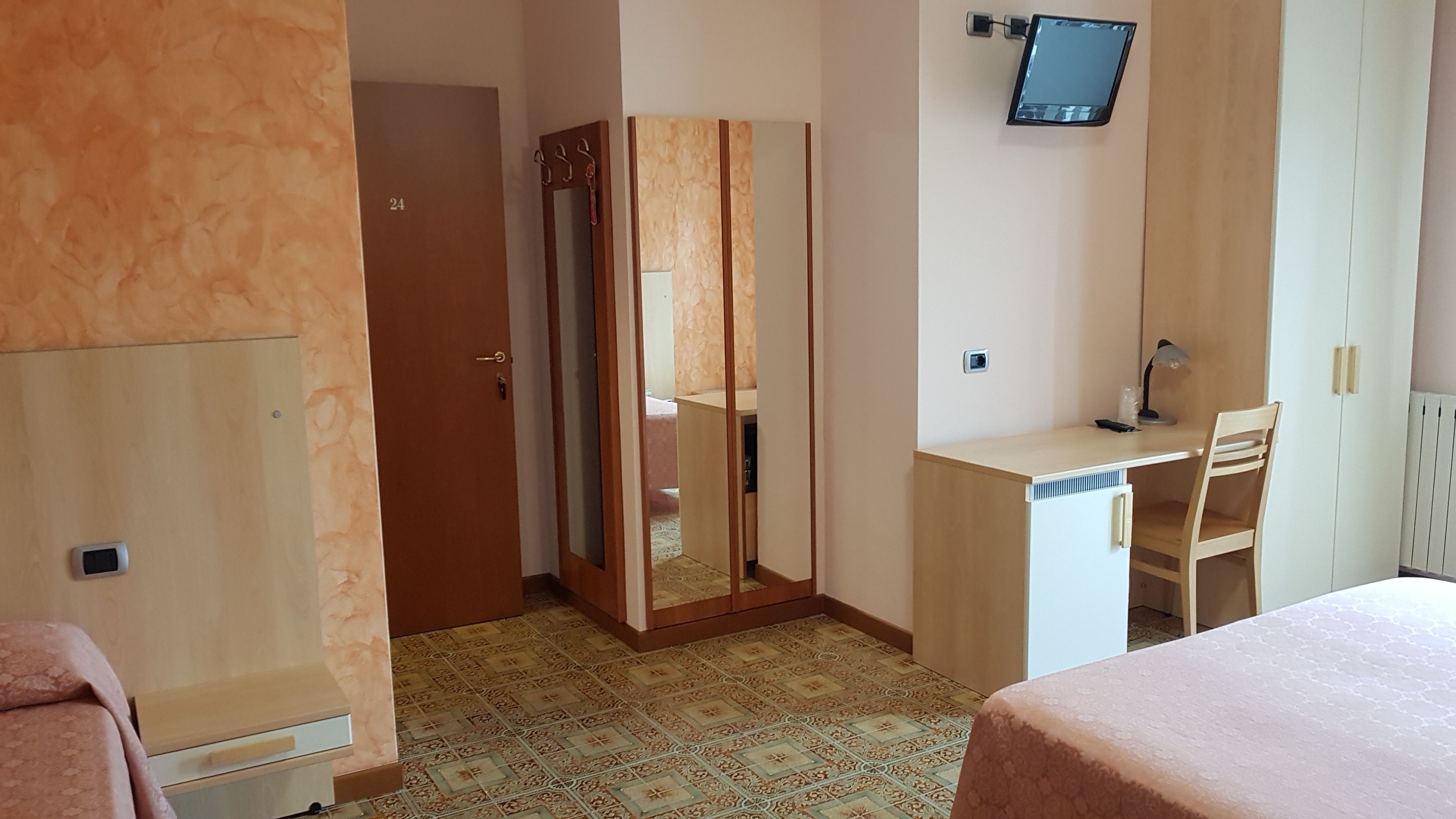 triple room | 1 bedroom, premium bedding, minibar, in-room safe