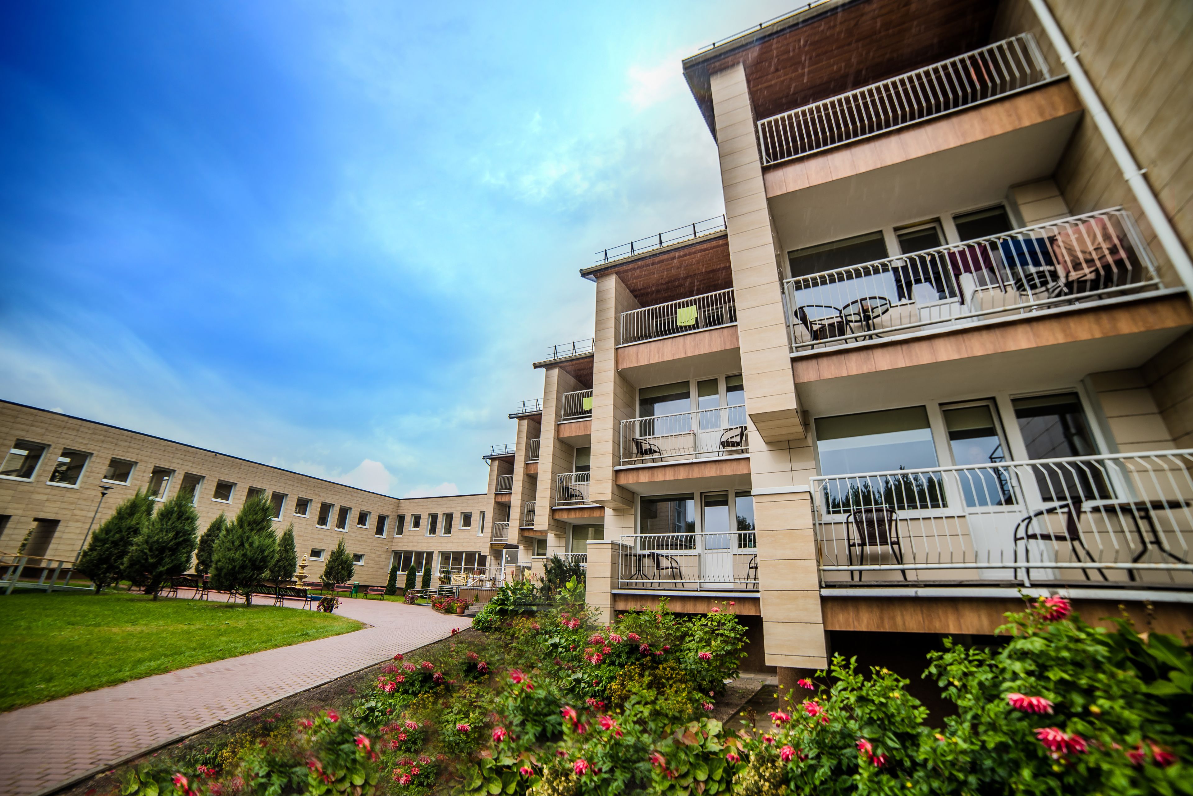 Kamar Quadruple | Balkon