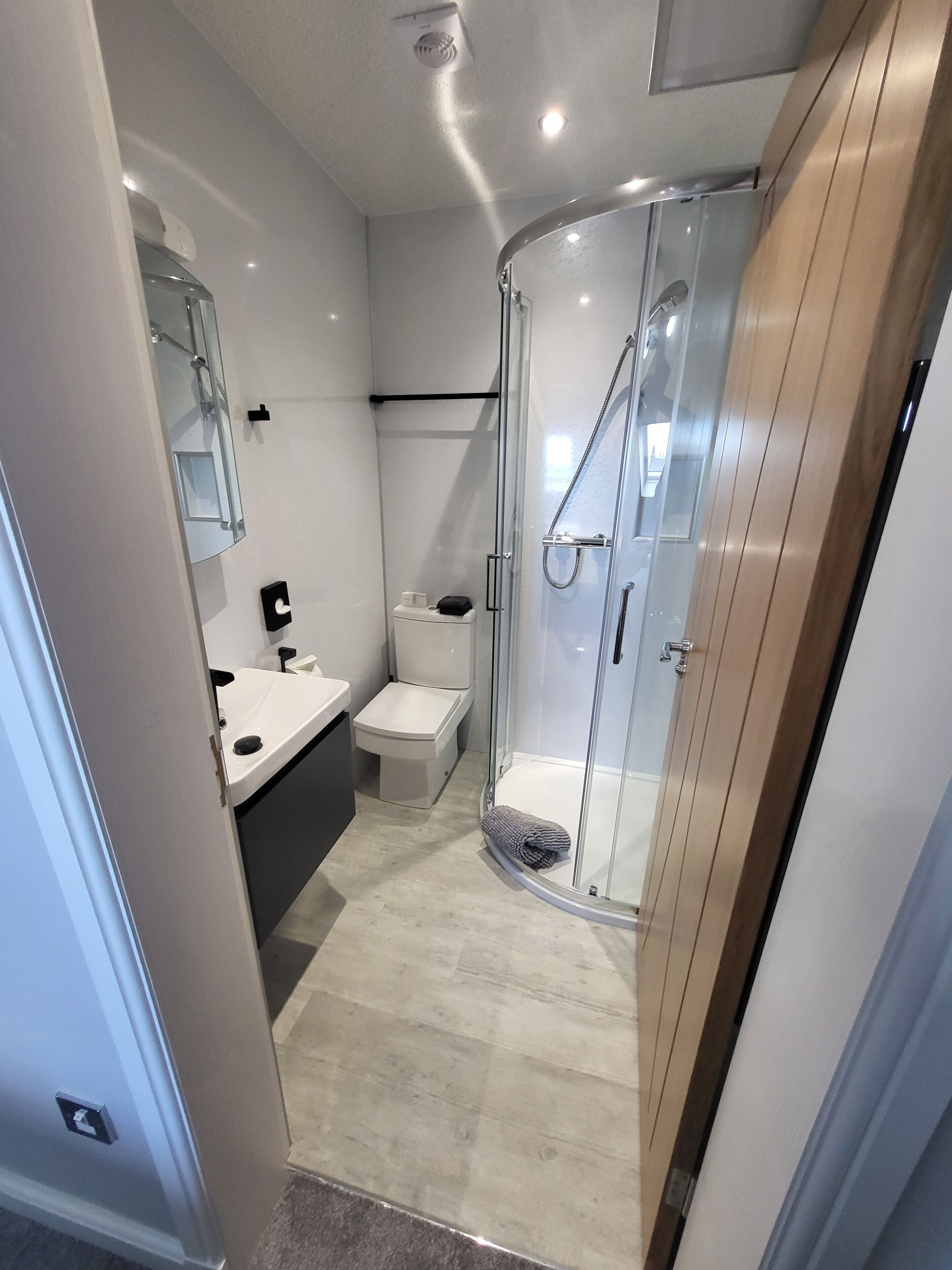 Photo - Lauderville guest house