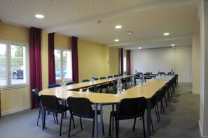 Meeting facility - The Originals City, Hôtel des Arènes, Saintes (Saintes)