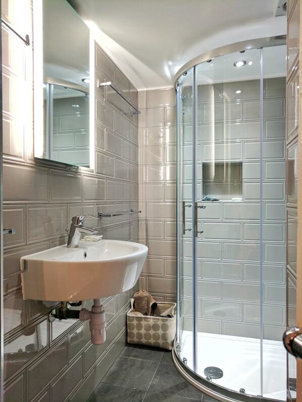 Studio | Badezimmer