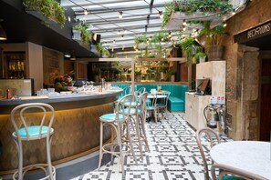 Bar (on property) - Rabble (Edinburgh)