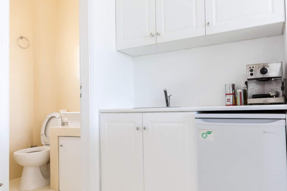 white villa 3 bedroom apt-split level | private kitchen | fridge, electric kettle