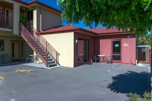 Daily continental breakfast for a fee