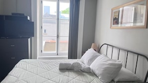 Superior Double Room, Private Bathroom - Auberge Saint-Louis (Québec City)