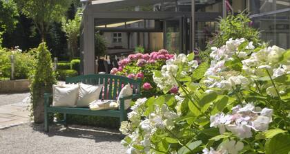 MAXIMILIAN MUNICH Apartments & Hotel