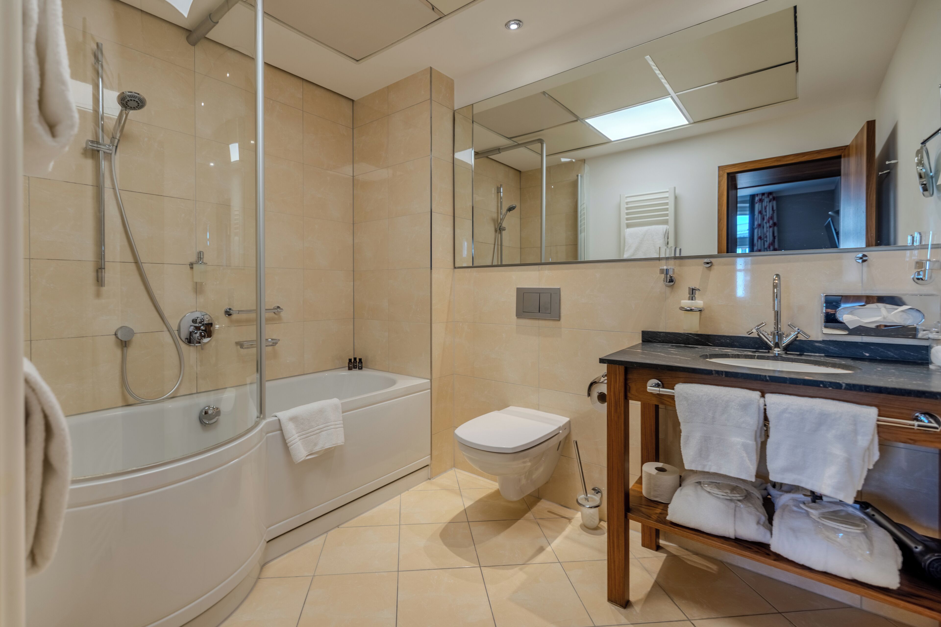 city suite | bathroom | free toiletries, hair dryer, bathrobes, slippers