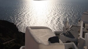Honeymoon Studio Suite - Fotinos Houses (Santorini)