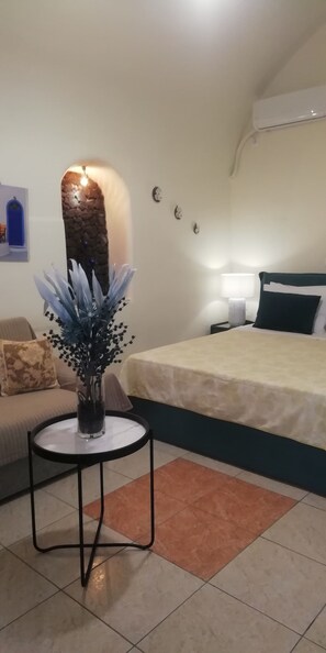 Honeymoon Studio Suite