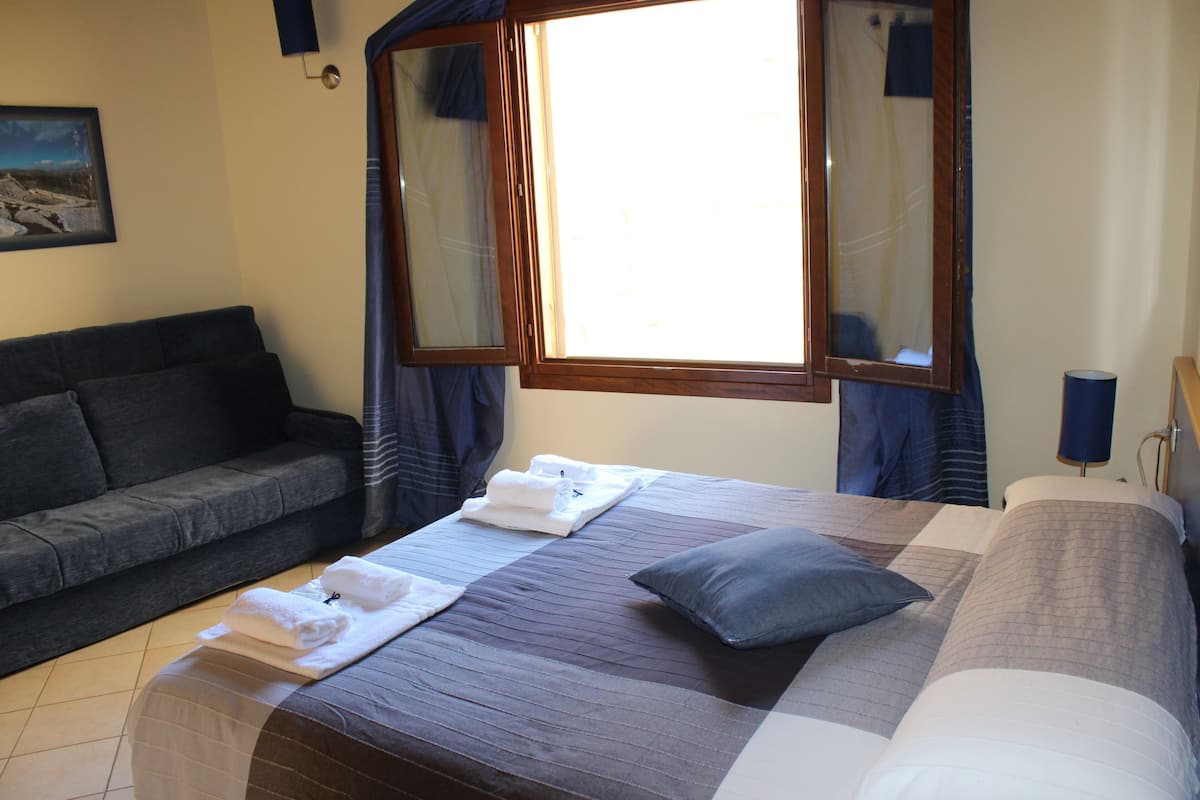 Family Apartment, 2 Bedrooms | 13 bedrooms, free WiFi, bed sheets