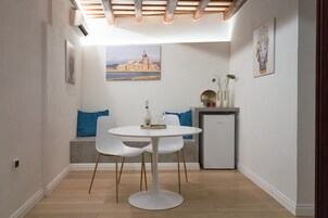 Camera Standard | 13 camere, Wi-Fi gratuito, lenzuola