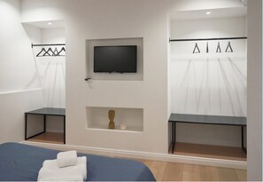 Superior Suite | 13 bedrooms, free WiFi, bed sheets - Residence Cortile Mercè (Trapani)