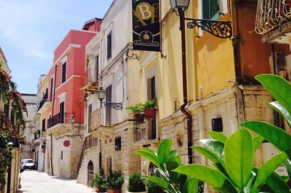 Albergo Tripoli - Guest House