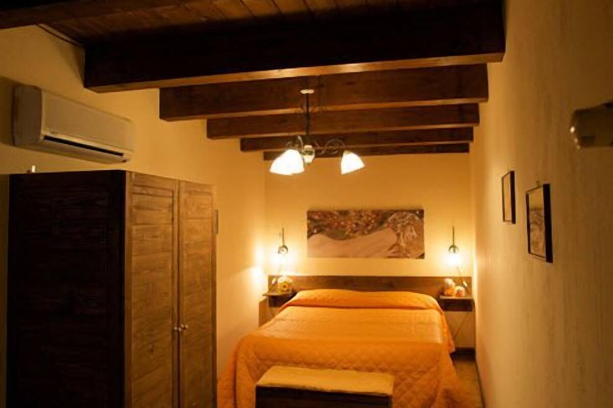 suite | minibar, free wifi, bed sheets