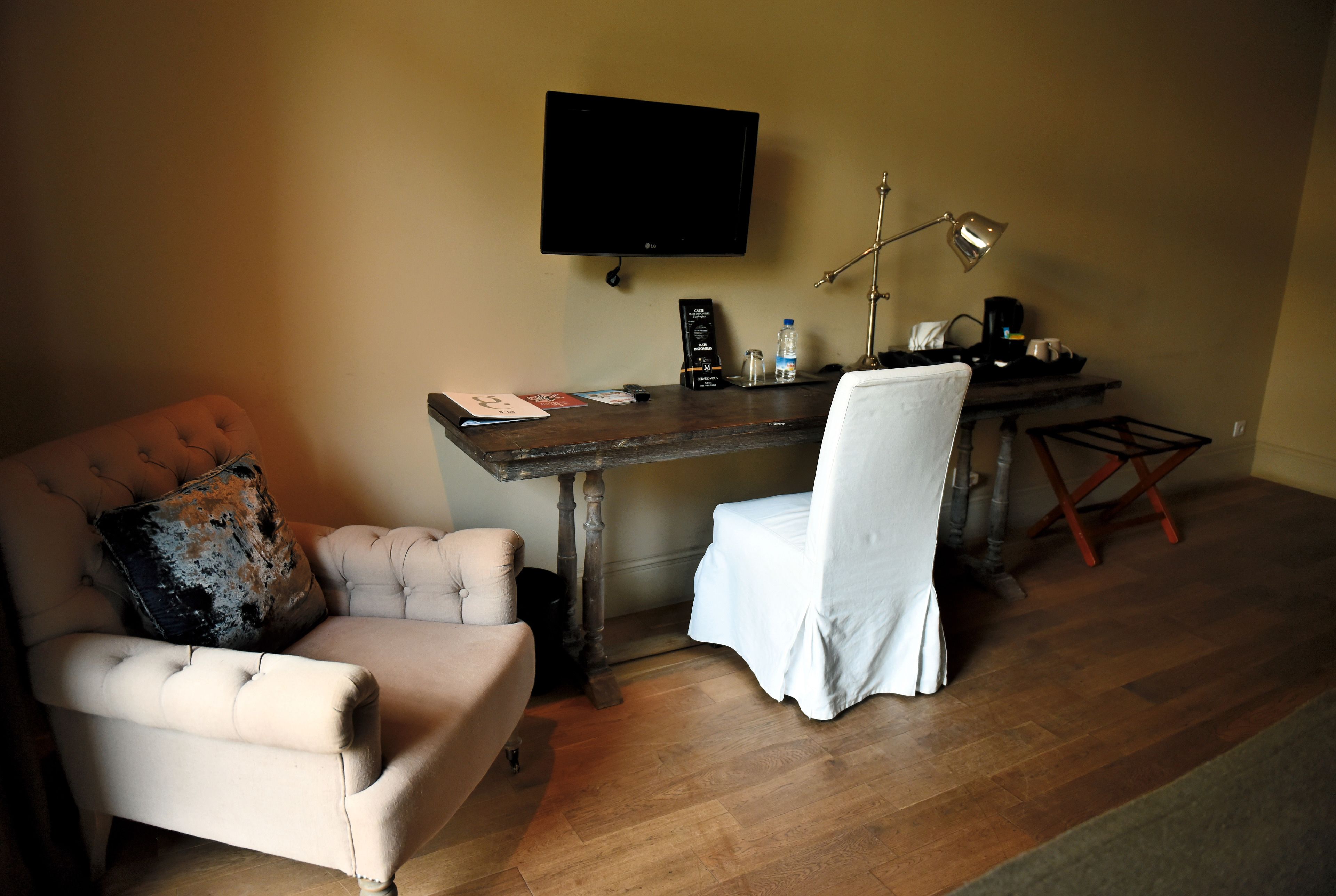 premium bedding, in-room safe, individually decorated