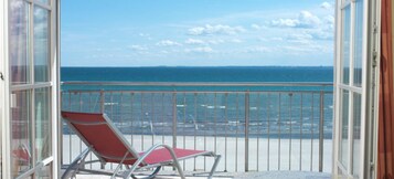 Junior Room, 1 Double Bed, Beach View | Balcony view
