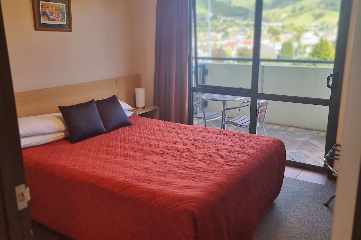 Executive Room Two Bedroom | Premium bedding, Select Comfort beds, in-room safe, blackout curtains