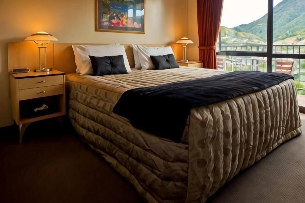 Literie de qualité, lit avec matelas Select Comfort, coffre-fort