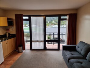 Executive Room Two Bedroom Spa | Living area | 32-inch LCD TV with satellite channels, TV