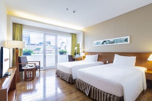 Senior Deluxe | Minibar, in-room safe, desk, free WiFi - Saigon Hotel (Ho Chi Minh City)