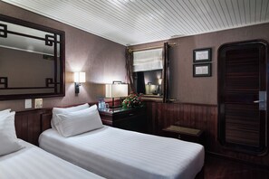 1 bedroom, in-room safe, soundproofing, free WiFi