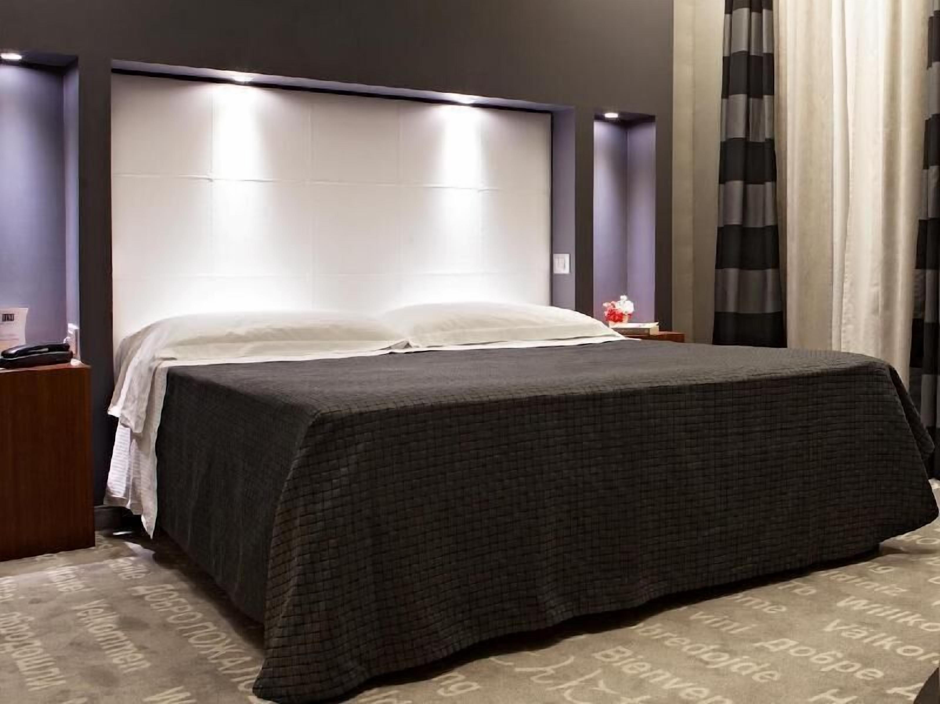 1 bedroom, premium bedding, minibar, in-room safe