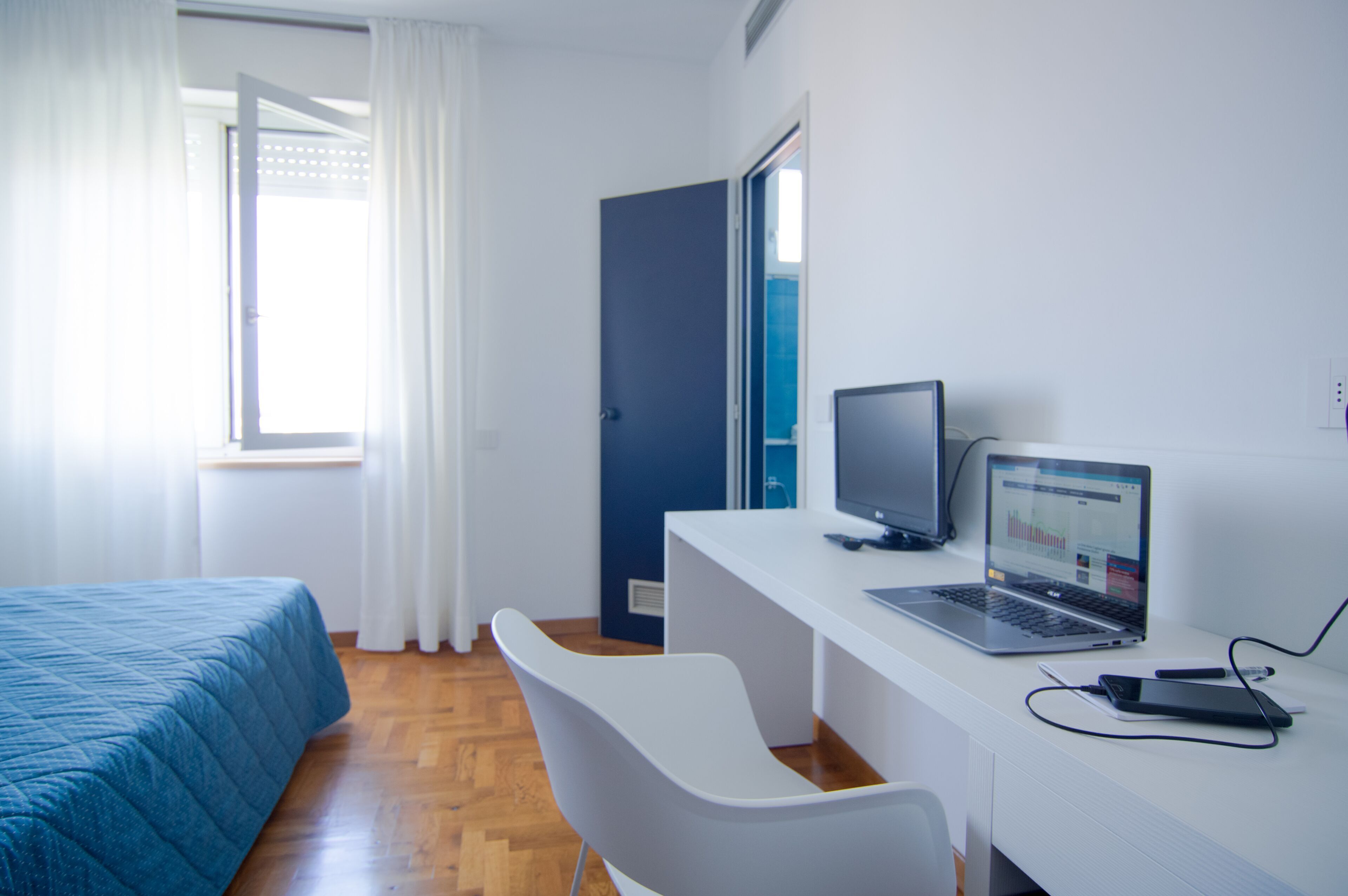 In-room safe, desk, cots/infant beds, free WiFi
