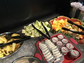 뷔페 아침 식사