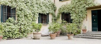 Fattoria di Bacchereto - Guest House