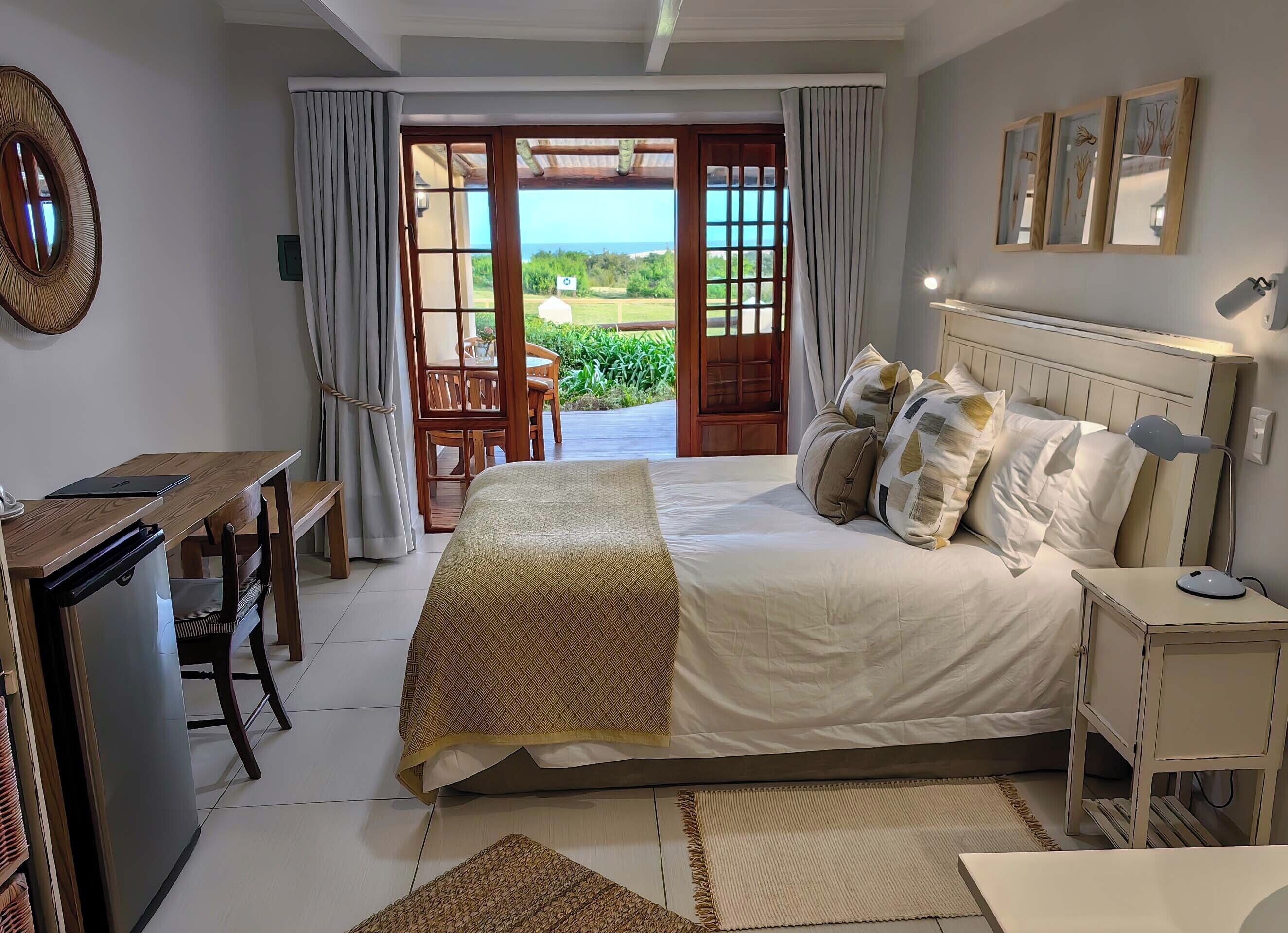 Ropa de cama de alta calidad, colchones con acolchado adicional, minibar