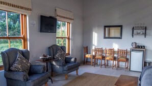 Unclassified image, 4 of 72, button - Oyster Bay Lodge (Oyster Bay)
