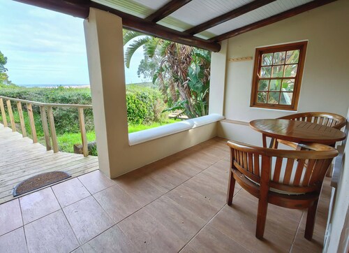 Oyster Bay Lodge