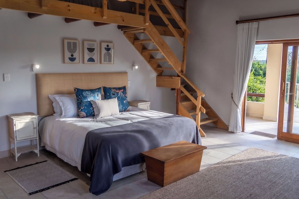 Premium bedding, pillowtop beds, minibar, in-room safe