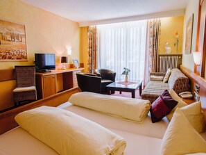 Deluxe Room, Balcony, Garden View | Hypo-allergenic bedding, iron/ironing board, free WiFi, bed sheets