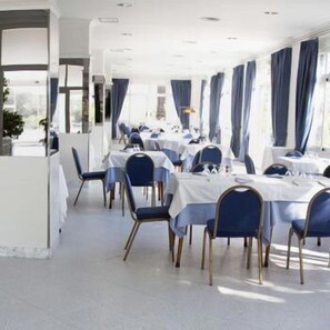 บริการอาหารเช้า อาหารกลางวัน อาหารเย็น, อาหารเมดิเตอร์เรเนียน